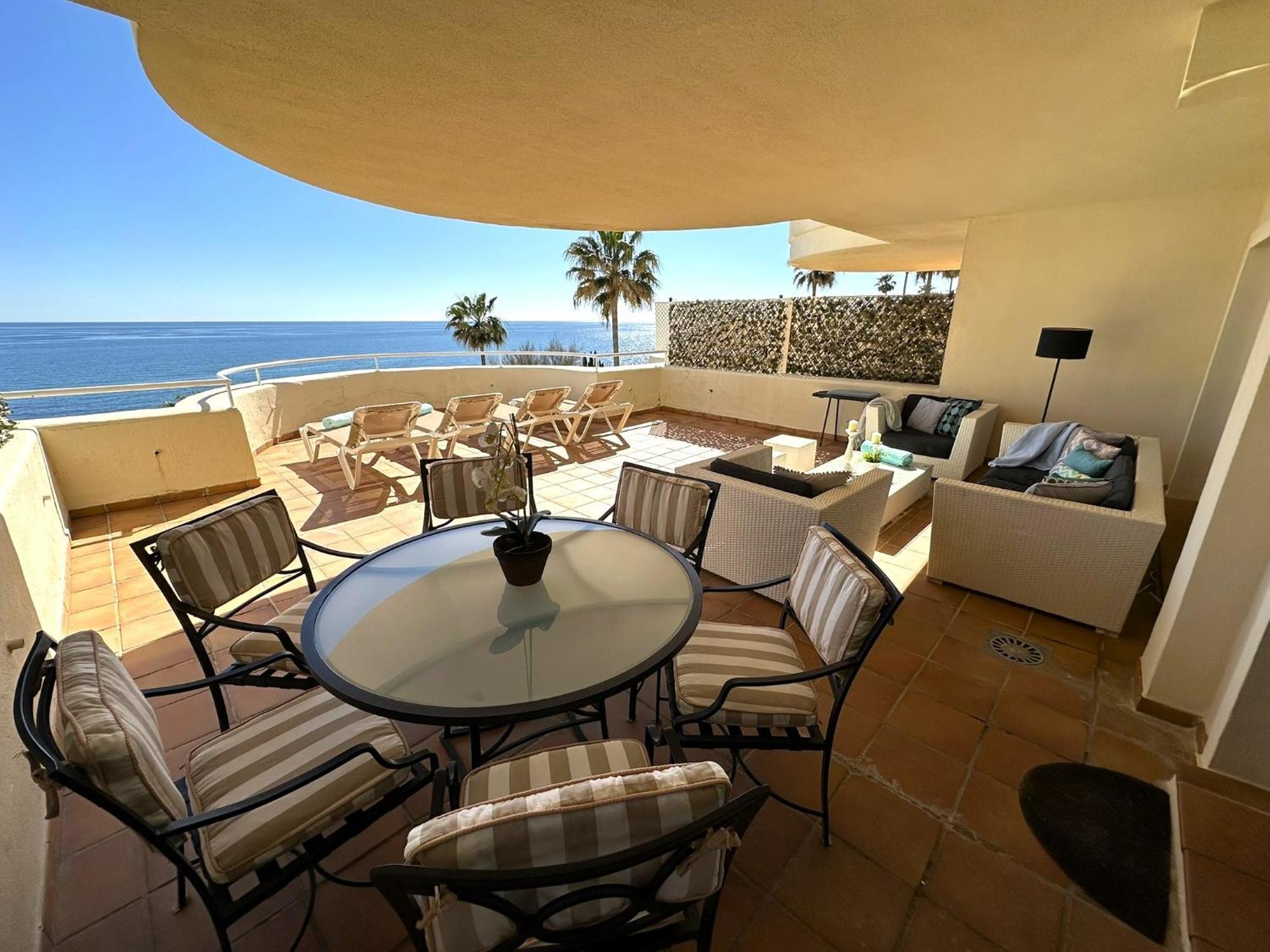 Apartments Bermuda Beach Estepona Eksteriør bilde
