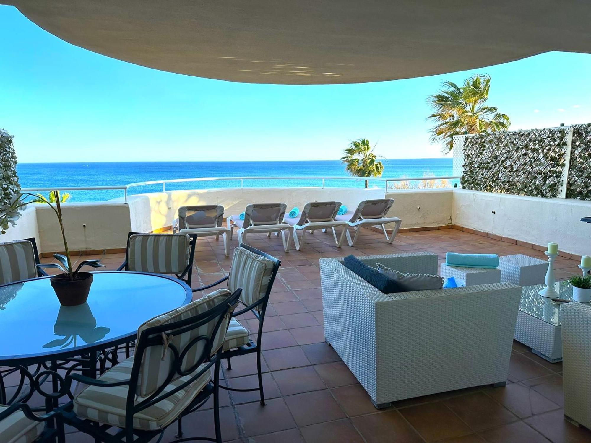 Apartments Bermuda Beach Estepona Eksteriør bilde