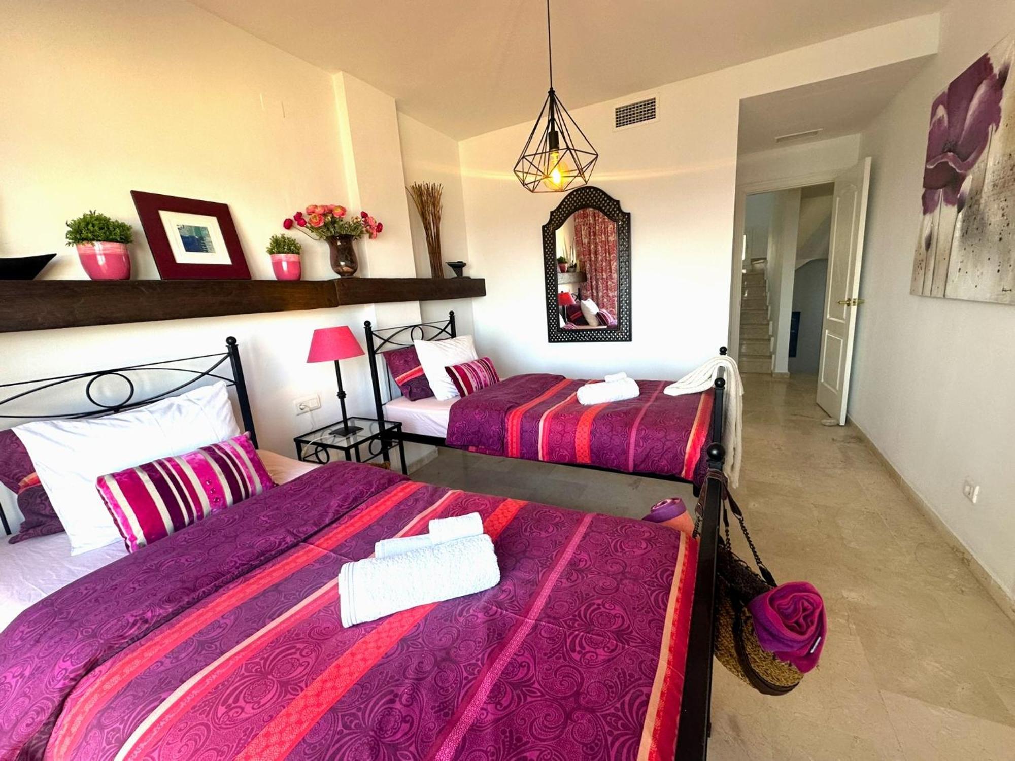 Apartments Bermuda Beach Estepona Eksteriør bilde