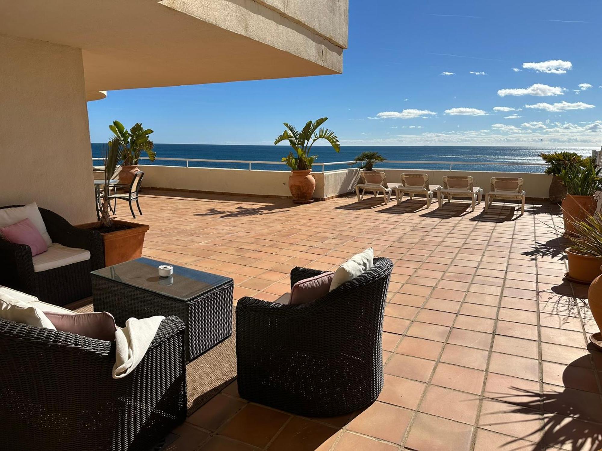 Apartments Bermuda Beach Estepona Eksteriør bilde