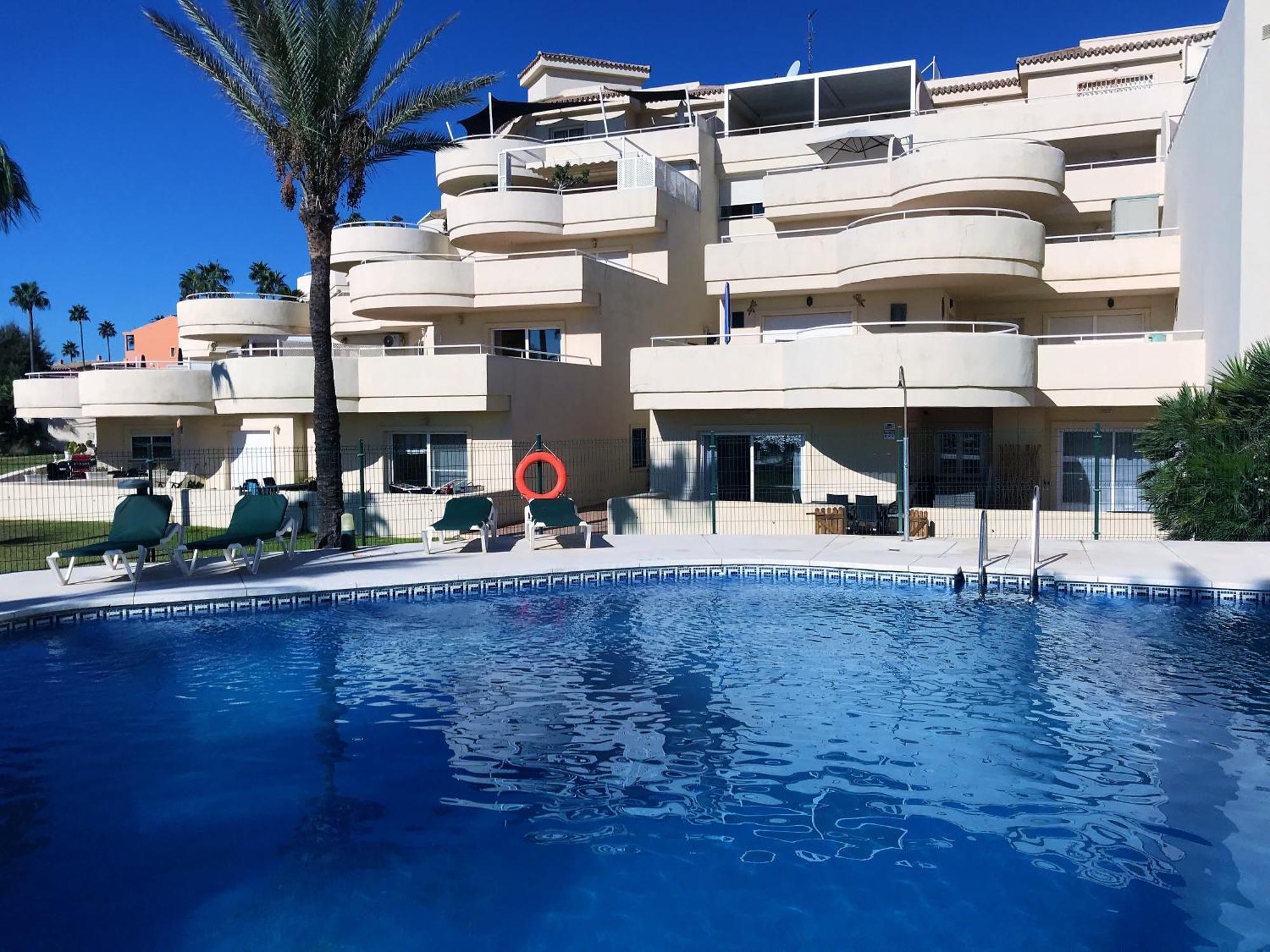 Apartments Bermuda Beach Estepona Eksteriør bilde