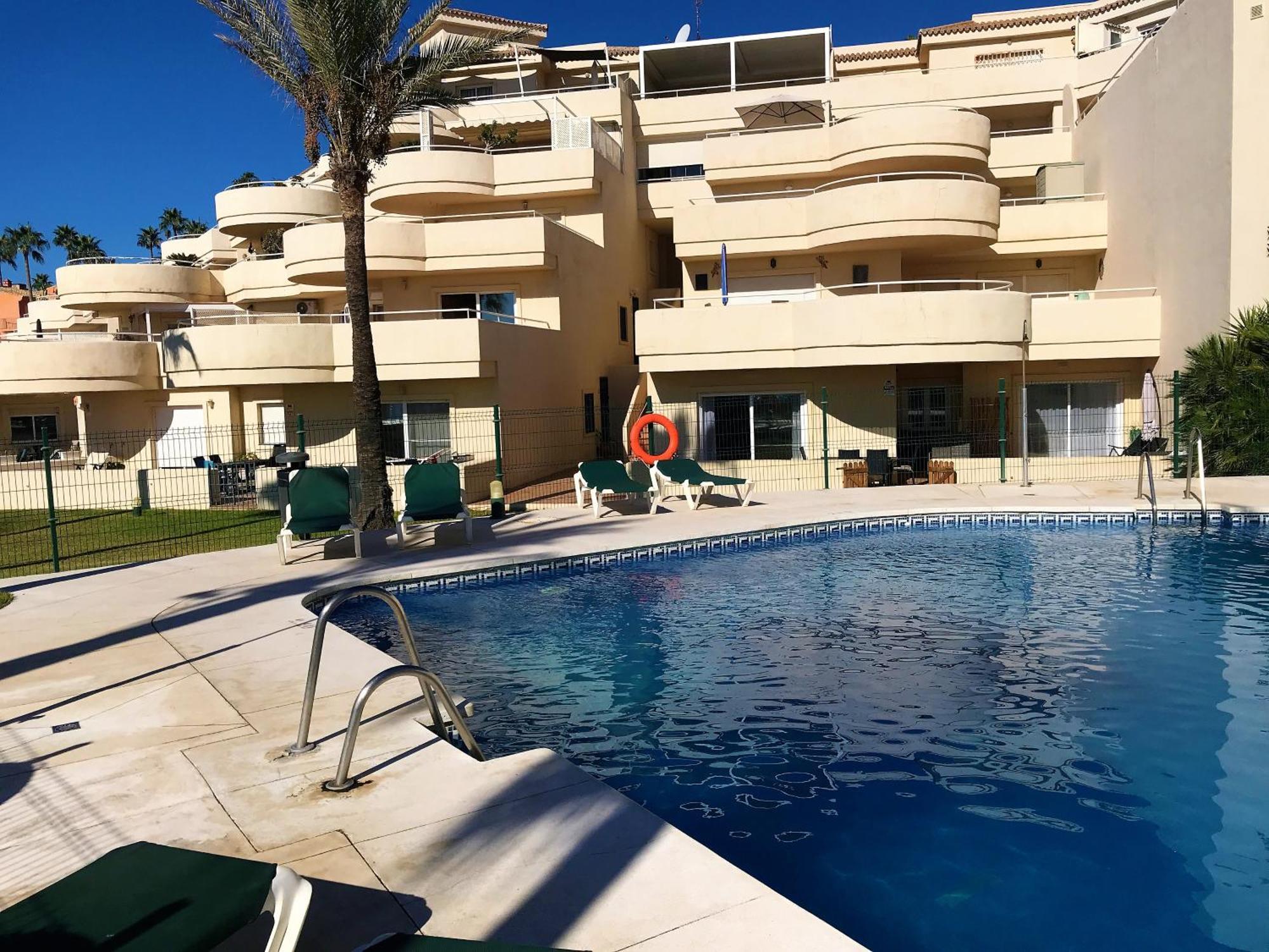 Apartments Bermuda Beach Estepona Eksteriør bilde
