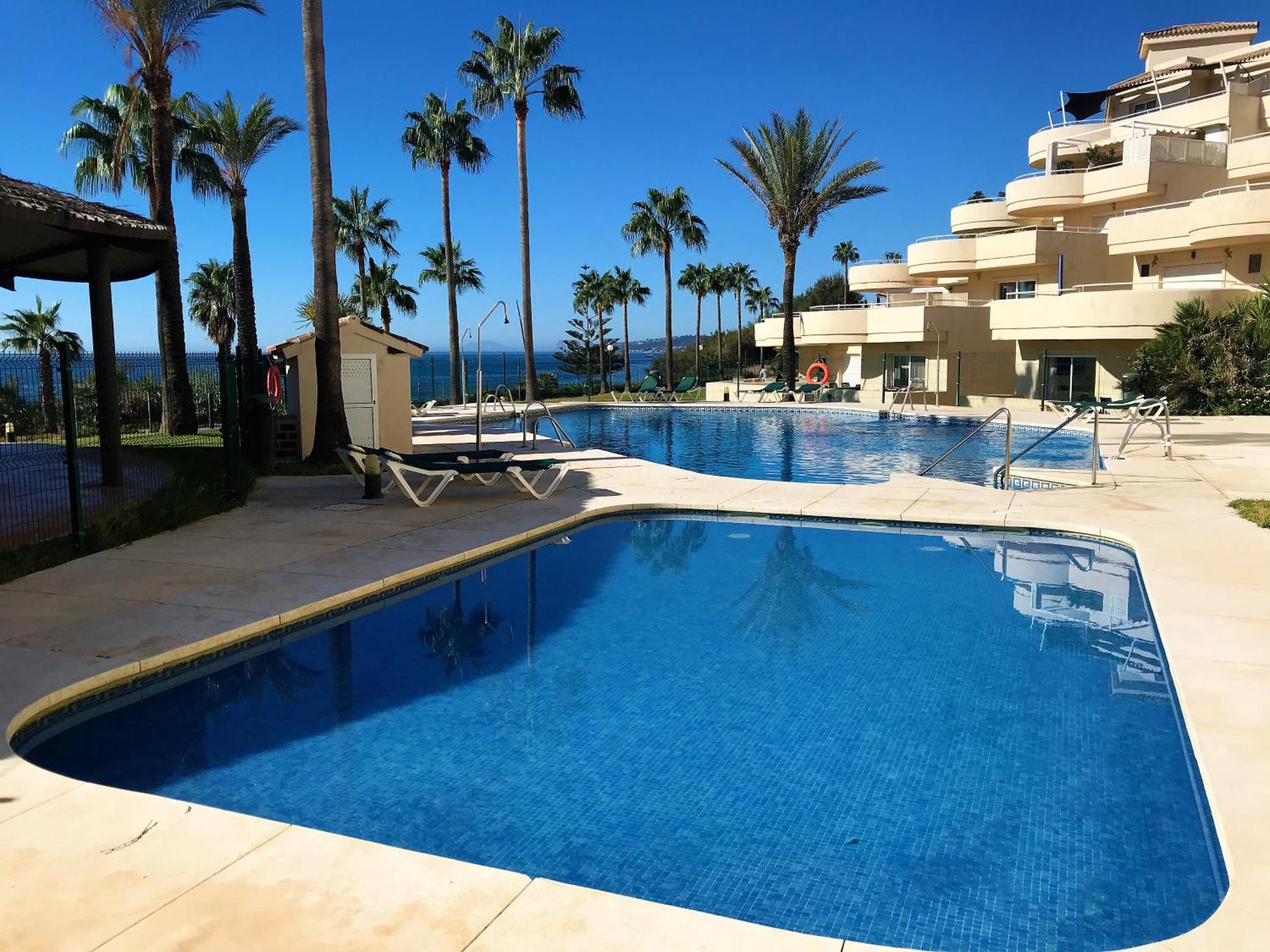 Apartments Bermuda Beach Estepona Eksteriør bilde